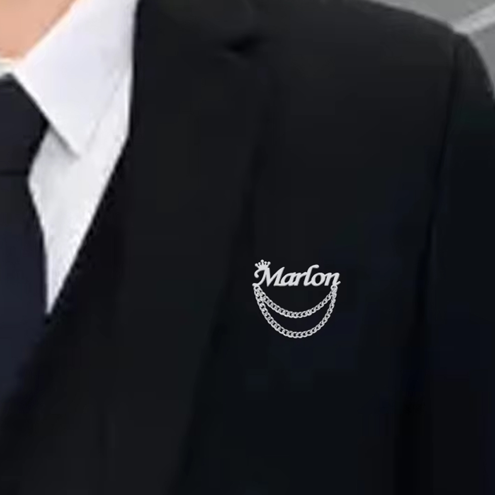 Spilla con nome personalizzato - Tuxedo Lapel Pin recensione e prezzo